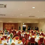 Oyo Luton Hotel