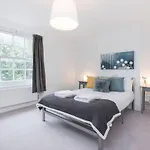 Delightful Short Let Apartment Close To Hampstead Heath
