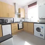 Carnation Flat A In Wembley
