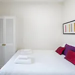 Lovely Flat In Kensington