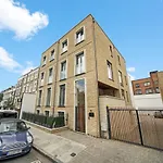 Lux Apartments In Fulham