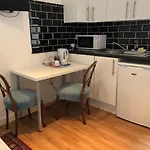 Eltham Flat