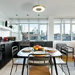D8 - Hoxton Square Penthouse