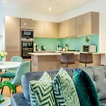 ARCORE Premium Rental Shaftesbury Avenue