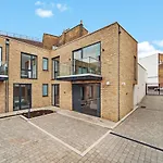 Lux Apartments In Fulham