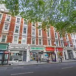 Modern 1 Bed Flat For Up To 2 People In Holborn, London With Free Wifi