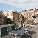 Pass The Keys Roof Terrace Flat In Trendy & Chic Hampstead