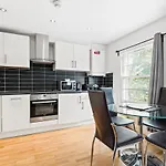 Angel Apartments