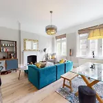 Modern 2 Bed Flat - The Black Dog Pub Apt - 6 Mins From Vauxhall Station