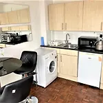Bright & Modern Studio Flat In Paddington - Zone 1