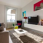 Talbot Road VI By Onefinestay