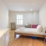 Fantastic 2 Bedroom Apartment In Central London