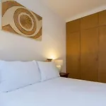 Bright And Spacious 1 Bedroom Apartment In The Heart Of Kensington