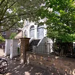 Wonderful 2 Bedroom In Quiet Area Near Camden Square