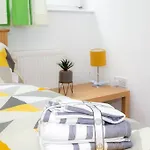 Shoreditch Hoxton Large 3 Bed Garden Flat Free Parking Aor Only
