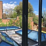 Self Contained Ensuite Double Bedroom With Own Entrance Free Off Street Parking