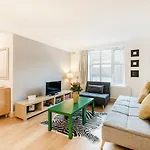 Park Apartment