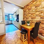 St Paul\'S Studios Apartment