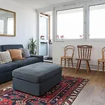 Pass The Keys Spacious 2Bedroom Flat With Views In London Bridge