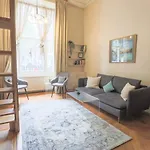Hyde Park\'S Mezzanine Studio - Pass The Keys