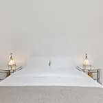 Elegant Flat In Bayswater, West London