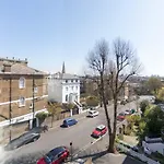 Pass The Keys Cosy 1 Bedroom Studio Apartment In Belsize Park