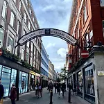 Soho Lovely Central London Studio Apartment Lift Access