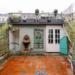 Pass The Keys Split-Floors Antique Apartment In Portobello Road