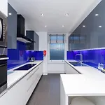 Garrick Mansions By Aeria Apartments