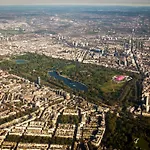 The Chelsea Kensington 159 Apartment