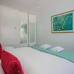 Stunning 3 Bedroom House With Garden In Battersea