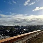 Luxury 5* Penthouse Greenwich Sleep 9 With Parking