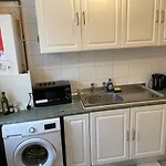 Centrally Located 2- Bedroom Apartment With Garden