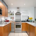 2Bed 2Bath 2Mins To Holloway Rd Tube With Gym Access