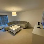 Luxurious Camden Apartment