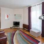 Cosy 2 Bedroom Apartment In Bayswater