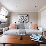 The Chelsea Corner - Stylish 2Bdr With Rooftop Terrace
