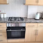 London Zone 1 Lovely 3Bedroom Maisonette Apartment