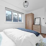 Stylish Excel 3 Bedroom Flat
