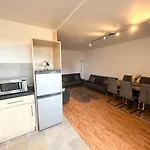 Lovely Apartment In London Victoria