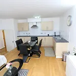 Gorgeous 2 Bedroom 2 Bathroom Woolwich