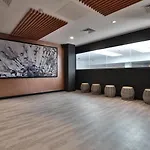 Trendy Studio Apartments At Iq Hammersmith In London