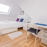 Guestready - Vibrant W Garden View In Walthamstow