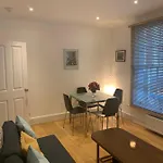 Beautiful One Bedroom Flat In The Heart Of Notting Hill Gate