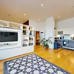 Luxury Spacious 1 Bed Loft In Claphambrixton Area