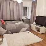 Spacious Room in a Apartment
