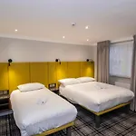 Howard Winchester Hotel