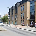 Zeni Studio, In Vauxhall London