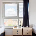 Canary Wharf/Docklands/Excel Spacious Apt E14