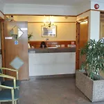 Carlton Hotel